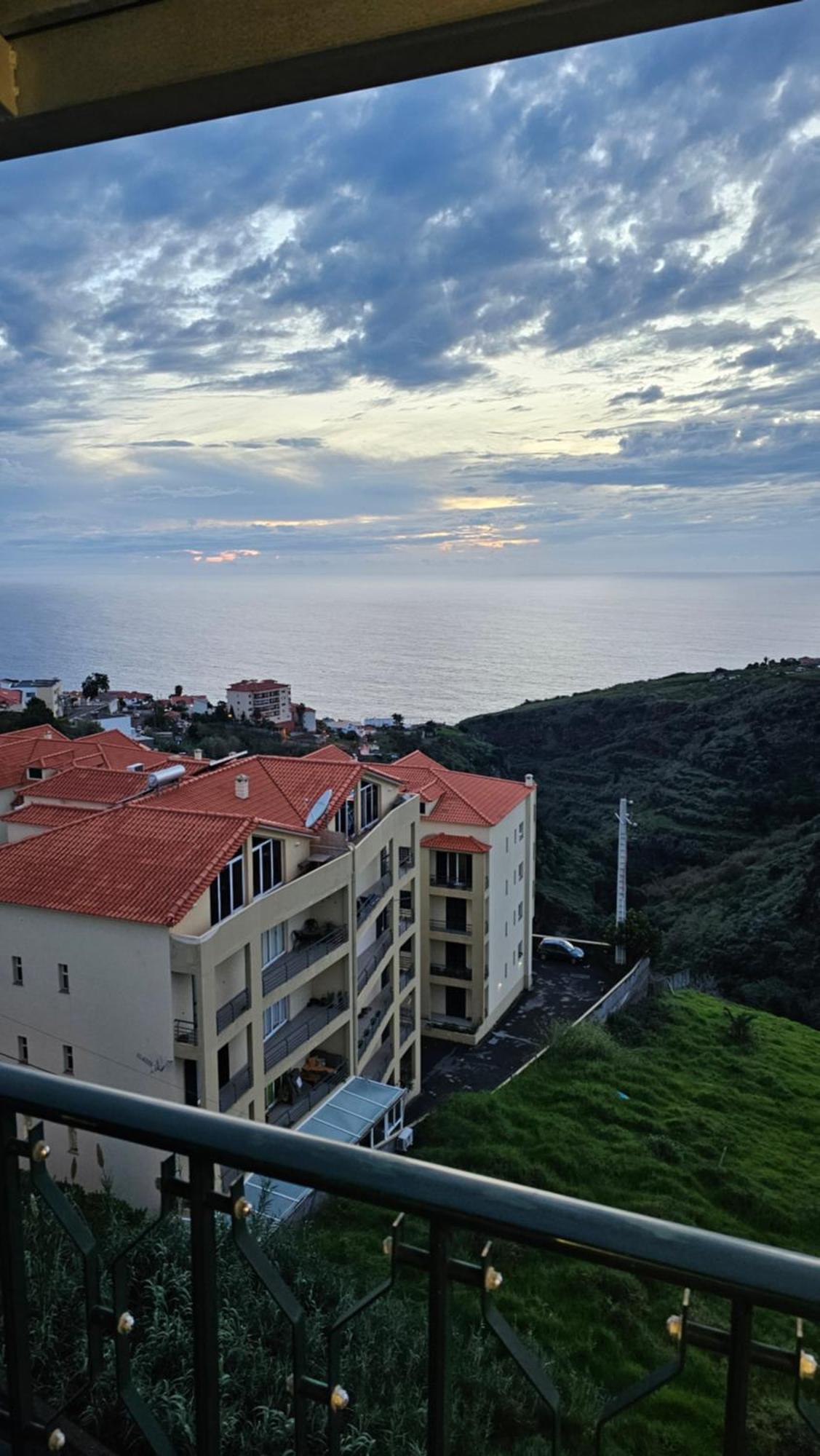 Appartamento Sunset Star With Sea View Calheta  Esterno foto