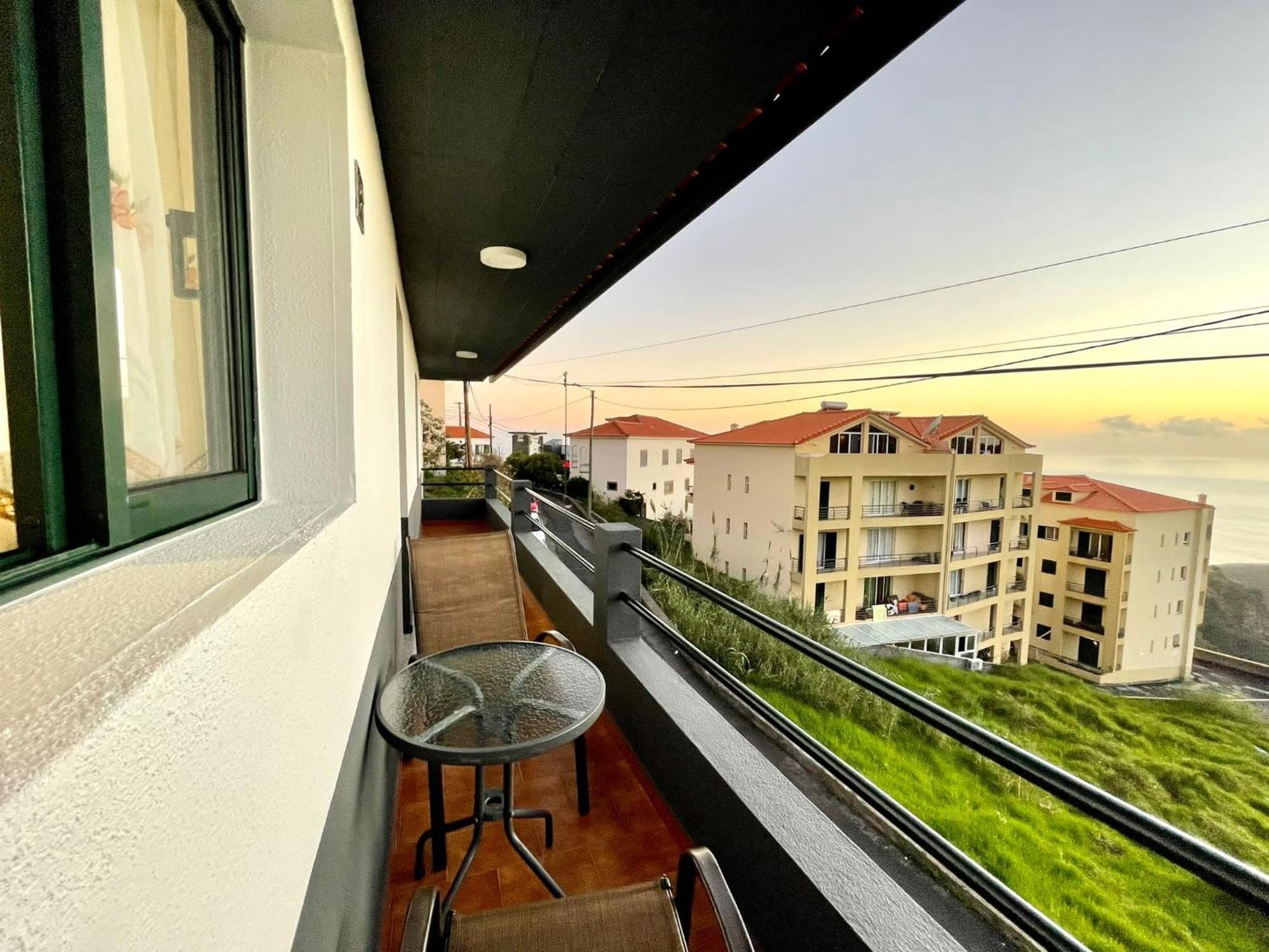 Appartamento Sunset Star With Sea View Calheta  Esterno foto