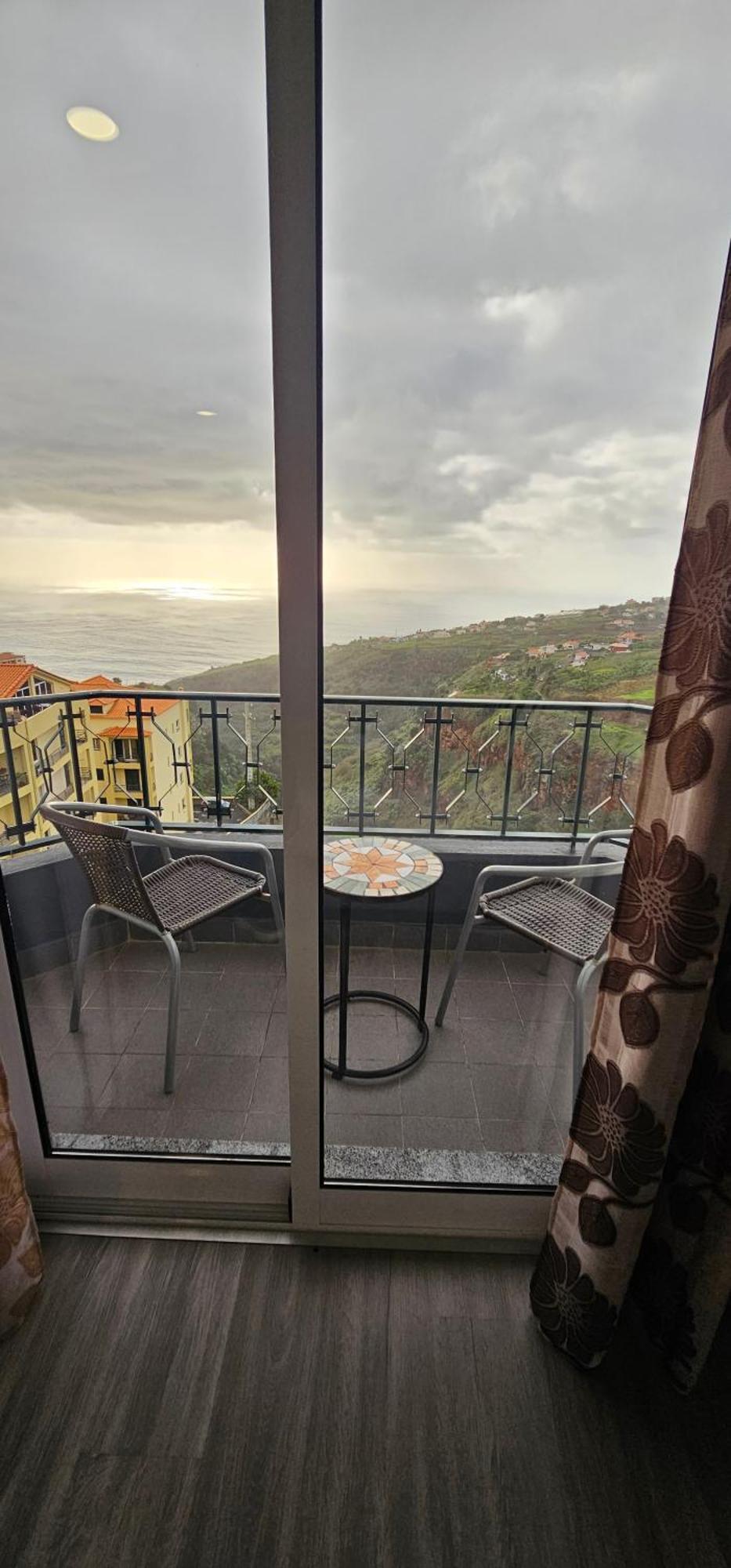 Appartamento Sunset Star With Sea View Calheta  Esterno foto